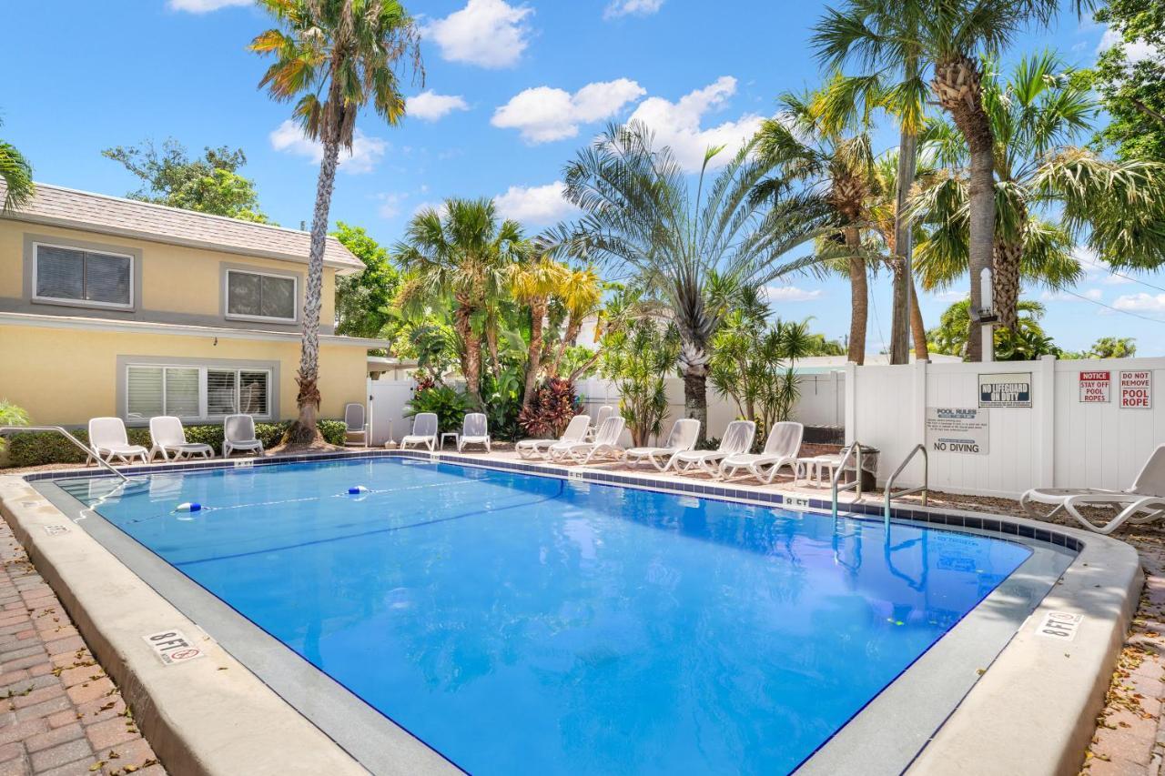 Waves 18 Apartment St. Pete Beach Luaran gambar