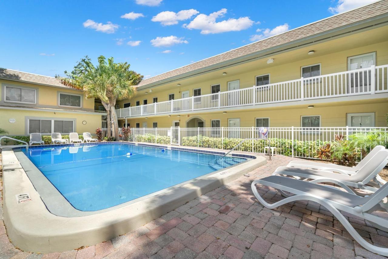 Waves 18 Apartment St. Pete Beach Luaran gambar