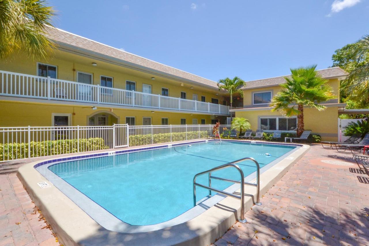 Waves 18 Apartment St. Pete Beach Luaran gambar