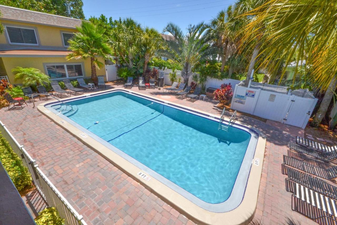 Waves 18 Apartment St. Pete Beach Luaran gambar